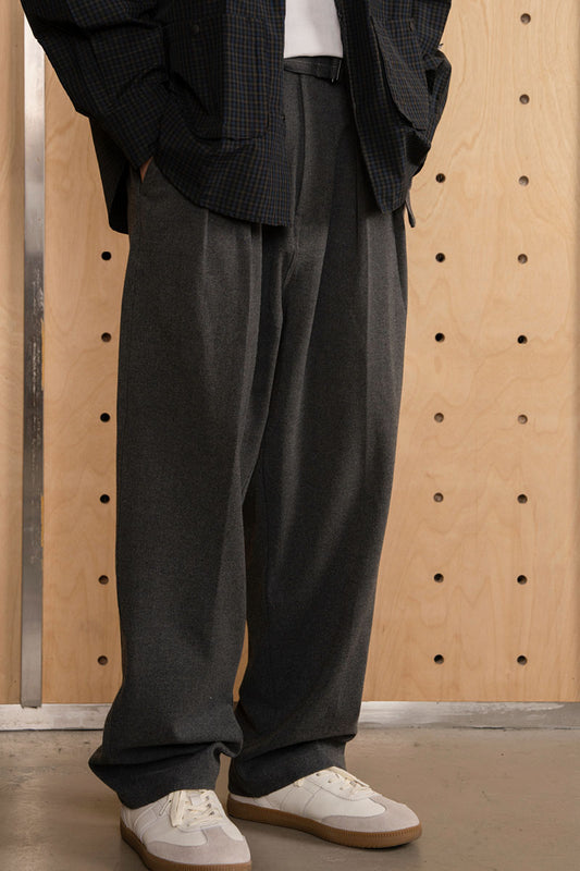 ウエストベルト付きフィットスラックスPS17