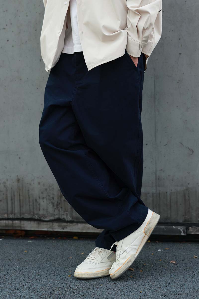 ウォッシュ加工ゆったり微テーパードパンツPS1