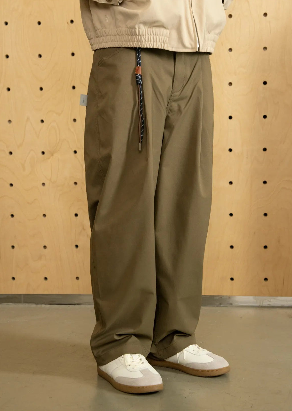 【秋冬用】多機能防水 シングルプリーツワイドワークパンツ PS2