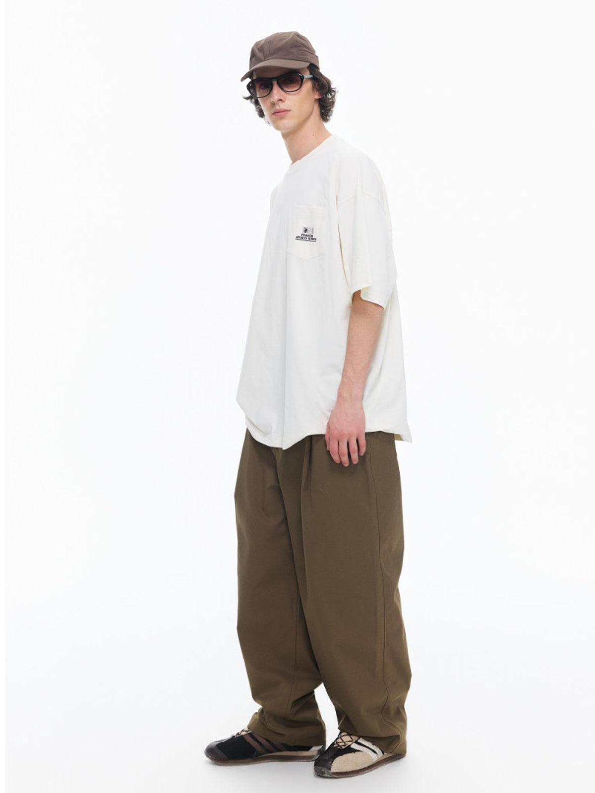 ワイドカーゴスラックス – MB109