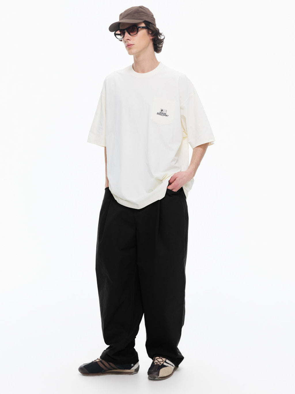 ワイドカーゴスラックス – MB109