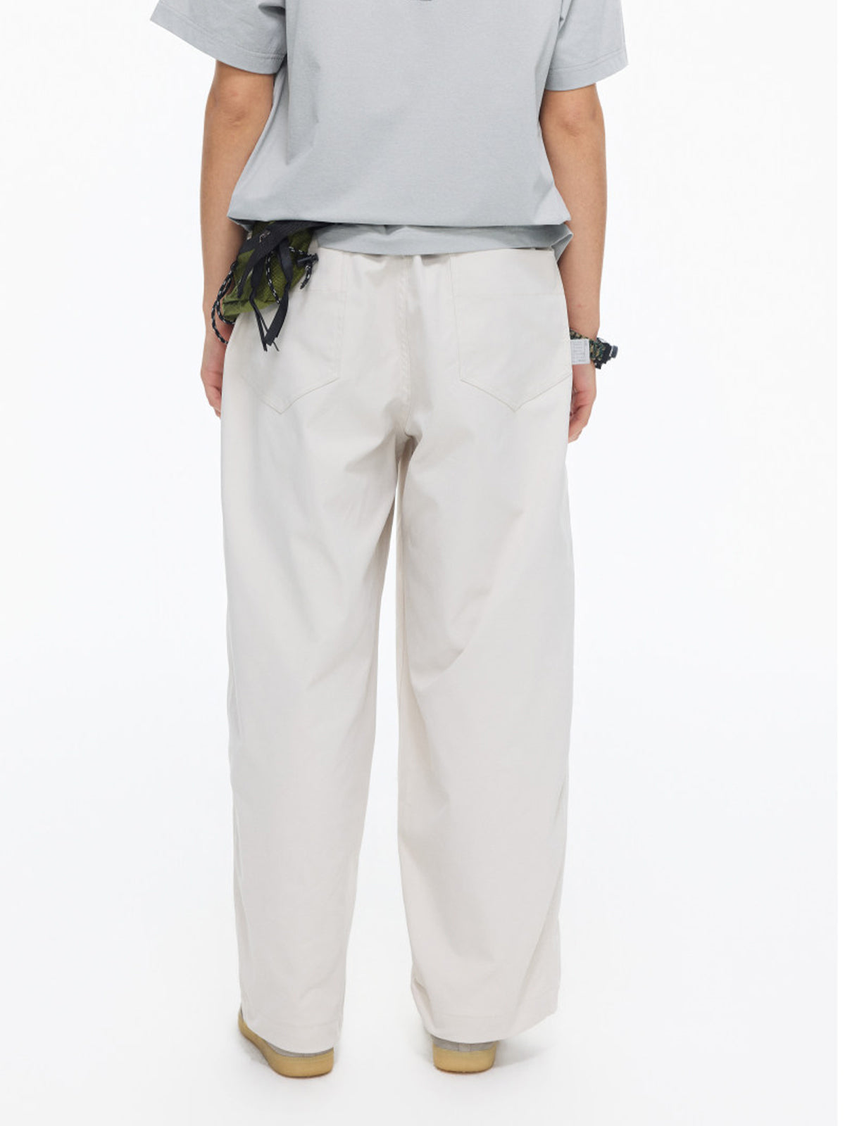 ワイドカーゴスラックス – MB109