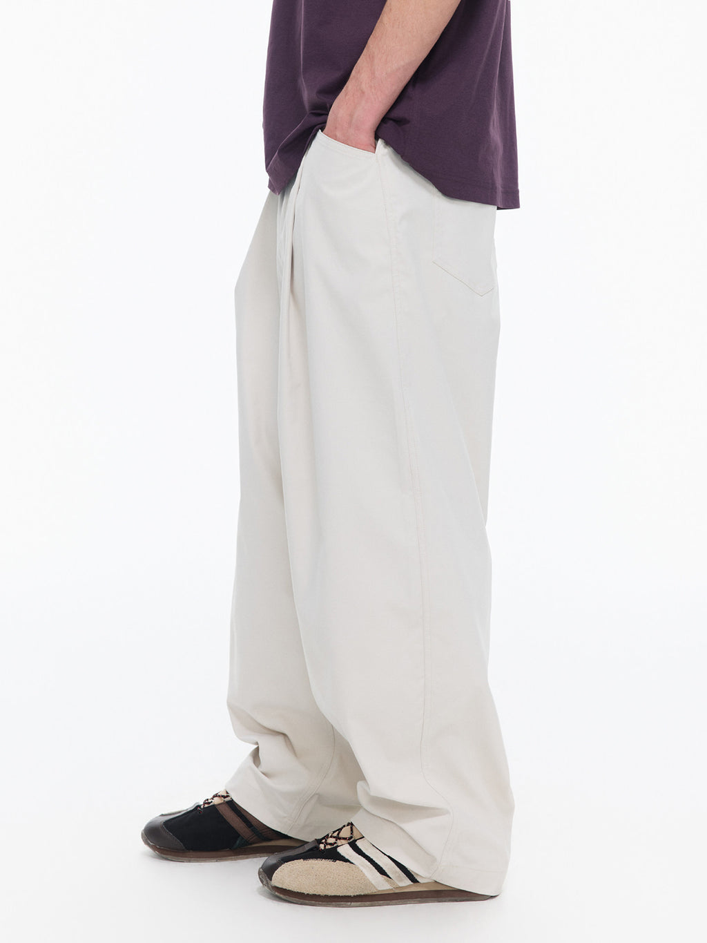 ワイドカーゴスラックス – MB109